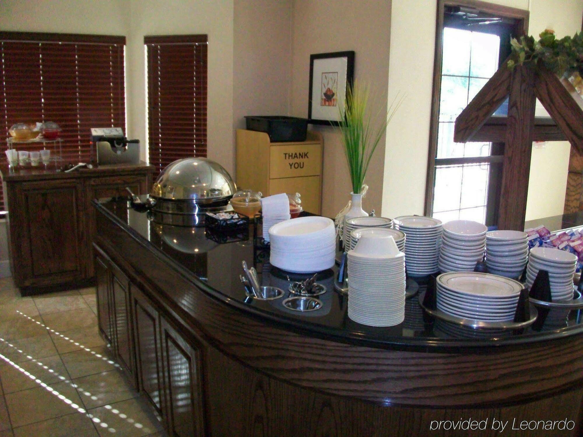 Staybridge Suites Mcallen By Ihg Ресторант снимка
