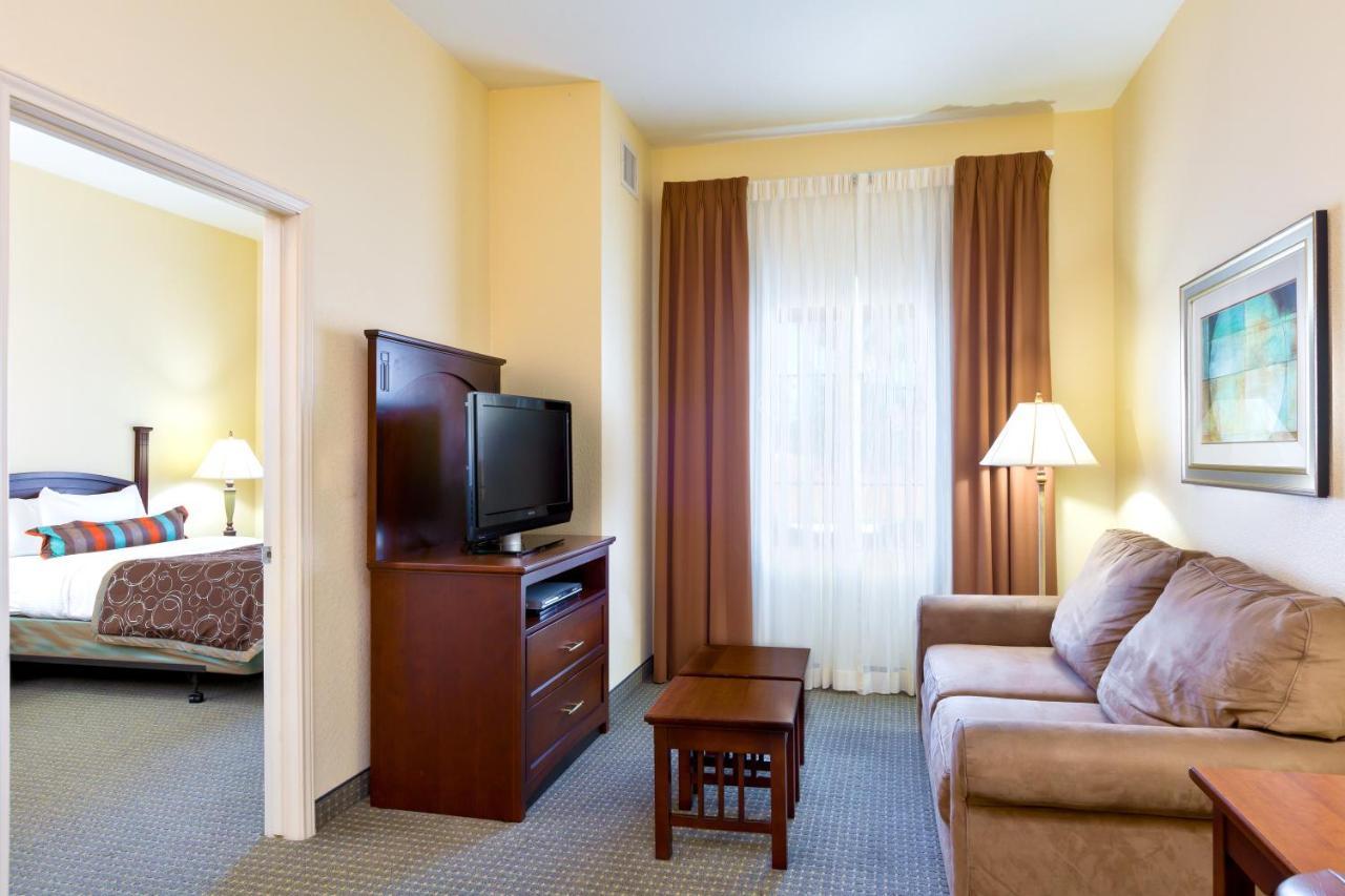 Staybridge Suites Mcallen By Ihg Екстериор снимка